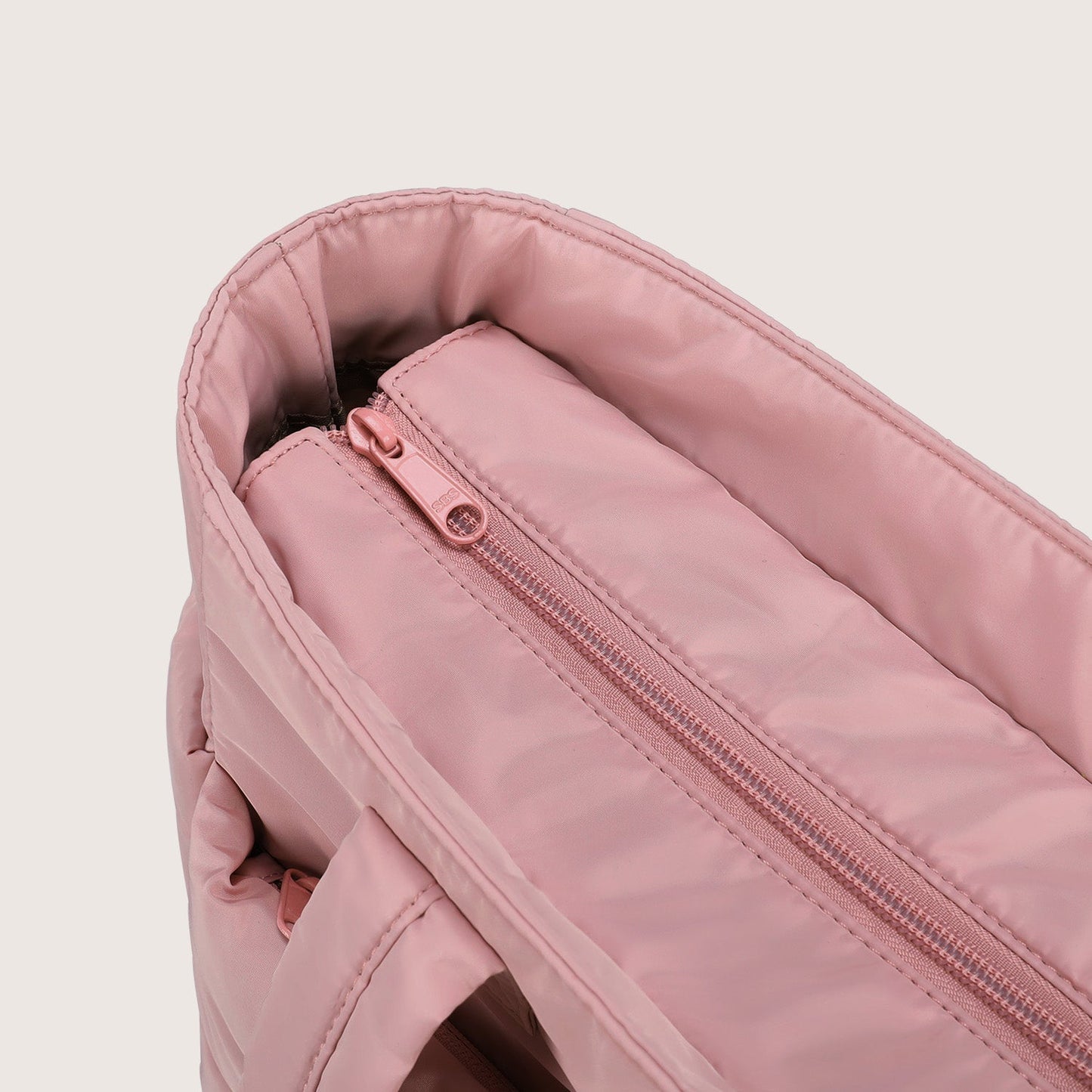20L Puffy Tote Bag with 15.6" Laptop Compartment