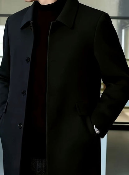 Men's single-breasted wool overcoat with classic collar, color swatch